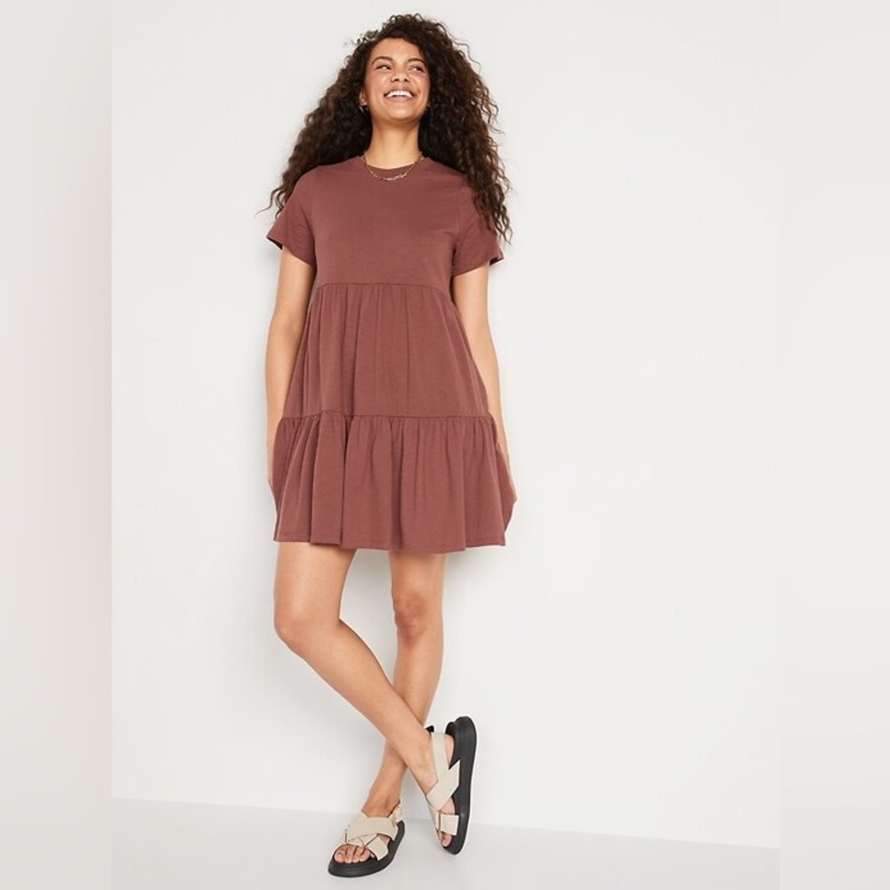 NWOT Old Navy tiered tshirt mini swing dress in muted red/mauve